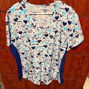 Oxo Blue and White Heart Patterned Top